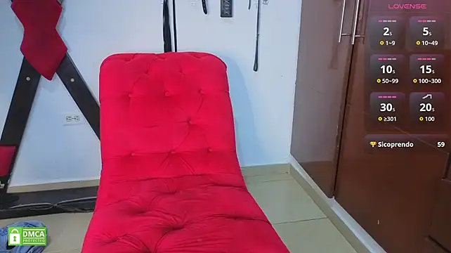 Mariana_and_Ronny live sex cam