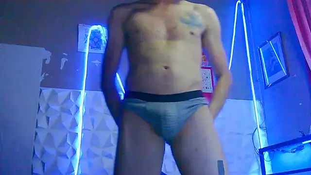 Latinopervs live cam