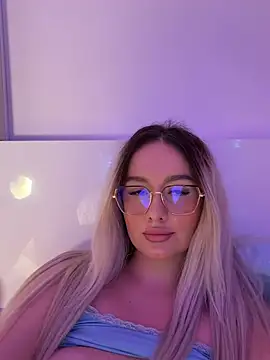 mollyxxx live cam on StripChat