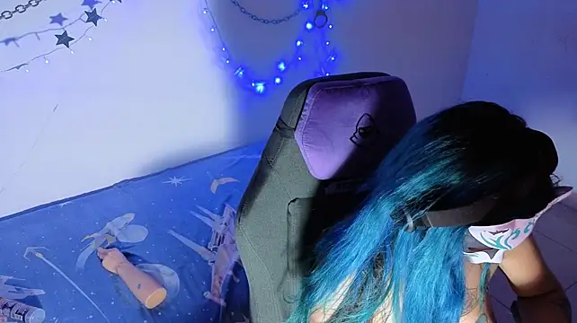 bluesubmissive live cam on StripChat