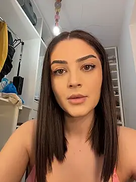 Lexi_Storm live cam on StripChat