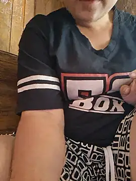 Adaa-a live cam on StripChat