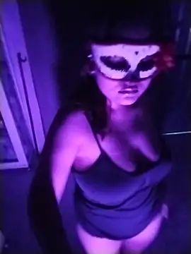 Jenni97 live cam on StripChat