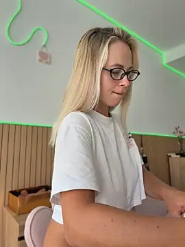 streetdoll stripchat