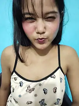 hie-lily (F teen) - Pussy fingering❤️