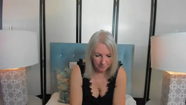 EricaTop live cam on StripChat