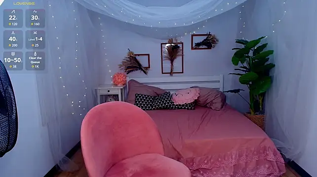 White_F0x live cam on StripChat