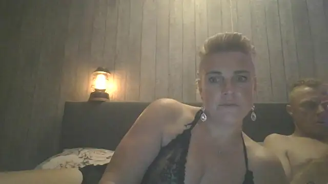 bicouple1992 (G milf) - fisting & squirt