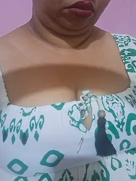 Ravina_patil1 live cam on StripChat