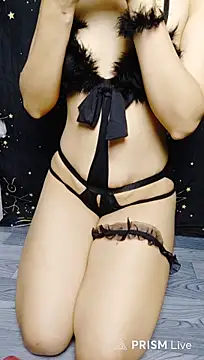 Gem_2005 live cam on StripChat
