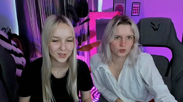MaoqiBeverly live cam on StripChat