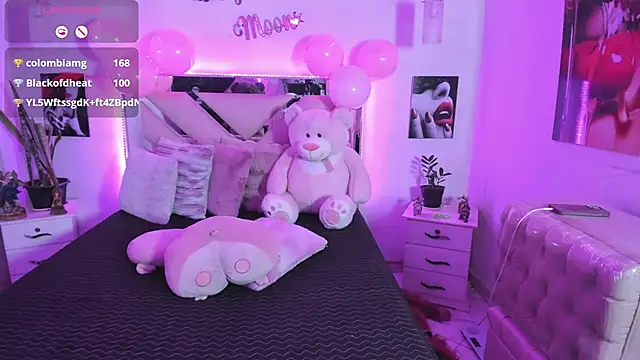 karly_moon (Ask my age) - spank my big ass