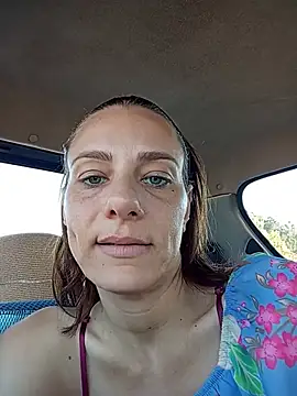 zingara83 (F milf) - Dildo in culo e  doccia