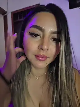 celesteblaze_ (G young) - 2 fingers on my pussy