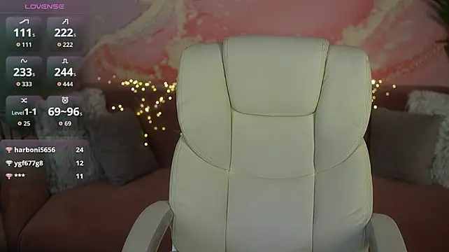 EmilyyMoon webcam stripchat model stream image
