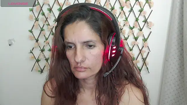 catalina_duran1 live cam on StripChat