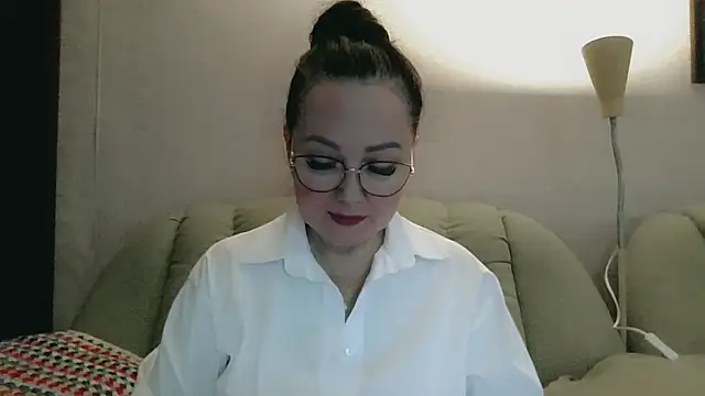 infinity_loveliness live cam on StripChat