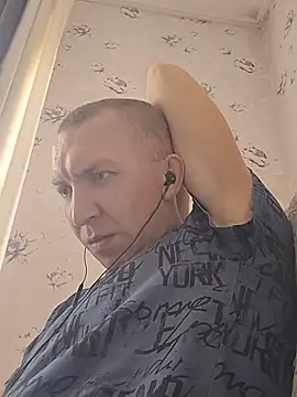 _uncle_Mitya-43_ live cam on StripChat