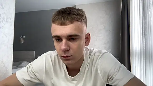 solofury (M twink) - Buy car