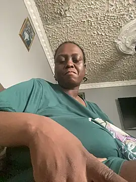 biggblackboobs (F milf) - Pay bills