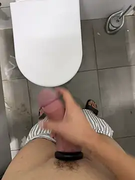 Turkishleo live cam