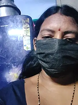 shanthi_telugu99 live cam on StripChat