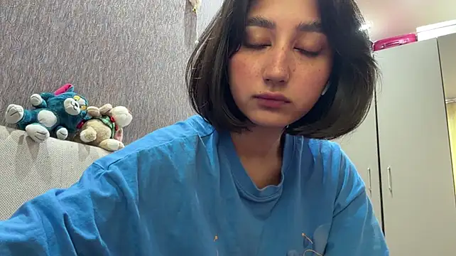 PaintedDisplay live cam on StripChat