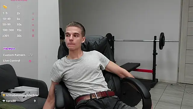 David_Heath live cam on StripChat