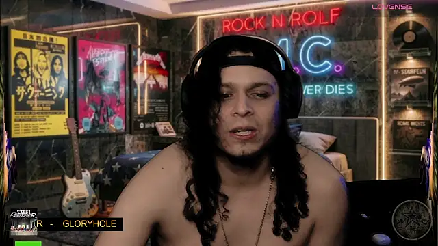 chino_roz live cam