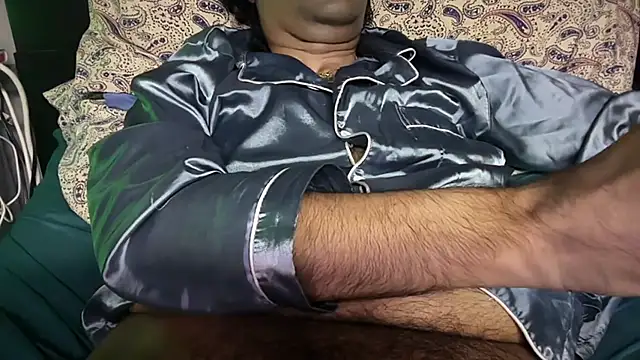 icebergslim281 live sex cam