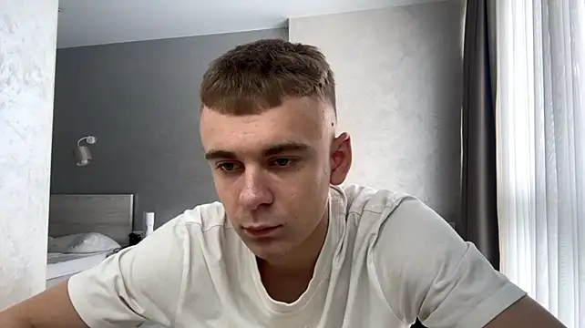 solofury (M twink) - Buy car