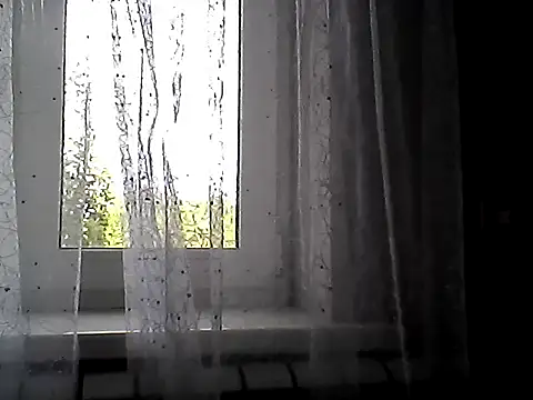 Littlecatme live cam on StripChat
