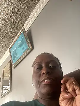 Biggblackboobs live cam on StripChat