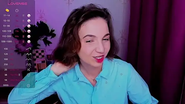 KindHazelHere_ live cam on StripChat