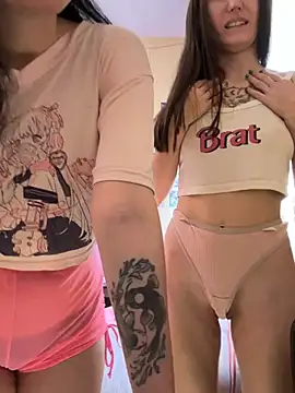 Heart_Ass live cam on StripChat