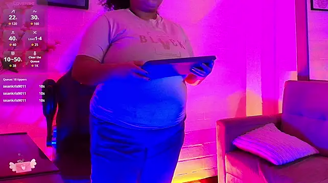 Ayliinn_ live cam on StripChat