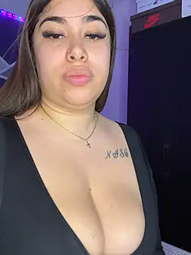jazminslut live cam on StripChat