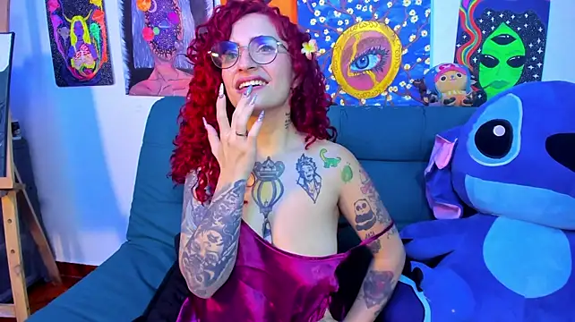catalehia_moonlightt live cam on StripChat