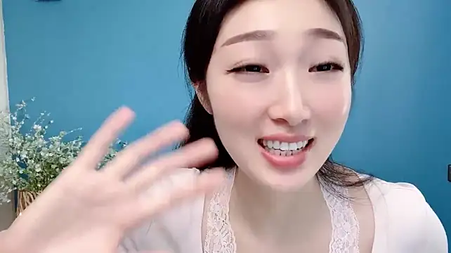 ella55-- live cam