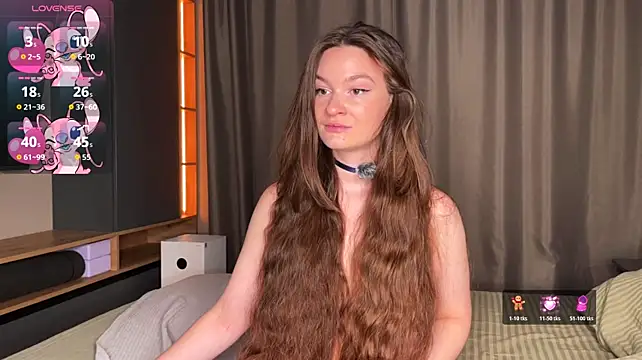EmyinPoland live cam on StripChat