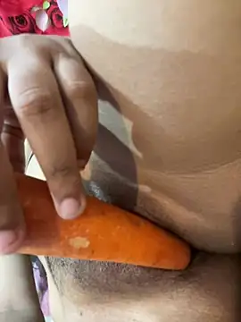 SexySiyaSingh live cam on StripChat