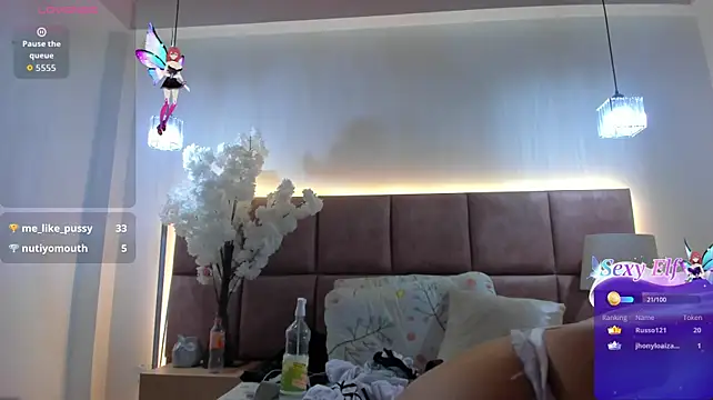 JuliiaSantos live cam on StripChat