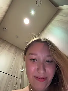 -NaughtyAngel- live cam on StripChat