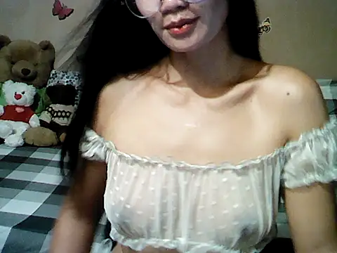 Mia_Rein live cam on StripChat