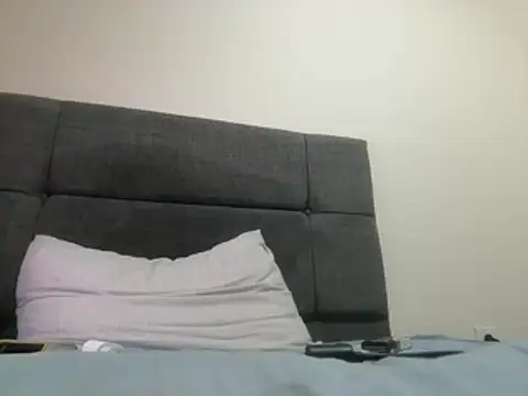 laynufff live cam on StripChat