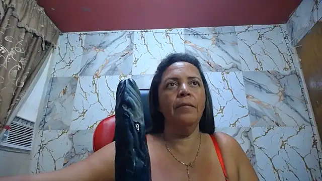 alina_maturehot