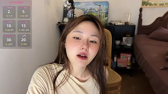 nanaliu6 live cam on StripChat