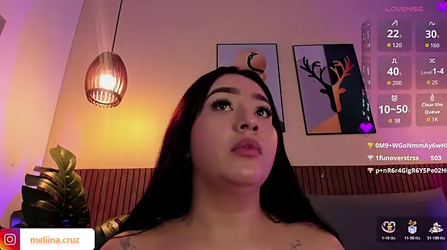MelinaCruz live cam on StripChat