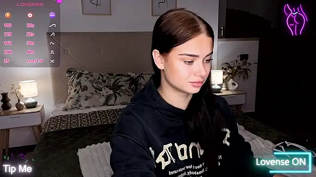 Silena_sky live cam on StripChat