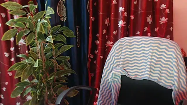 Sexyliza_0 live cam on StripChat